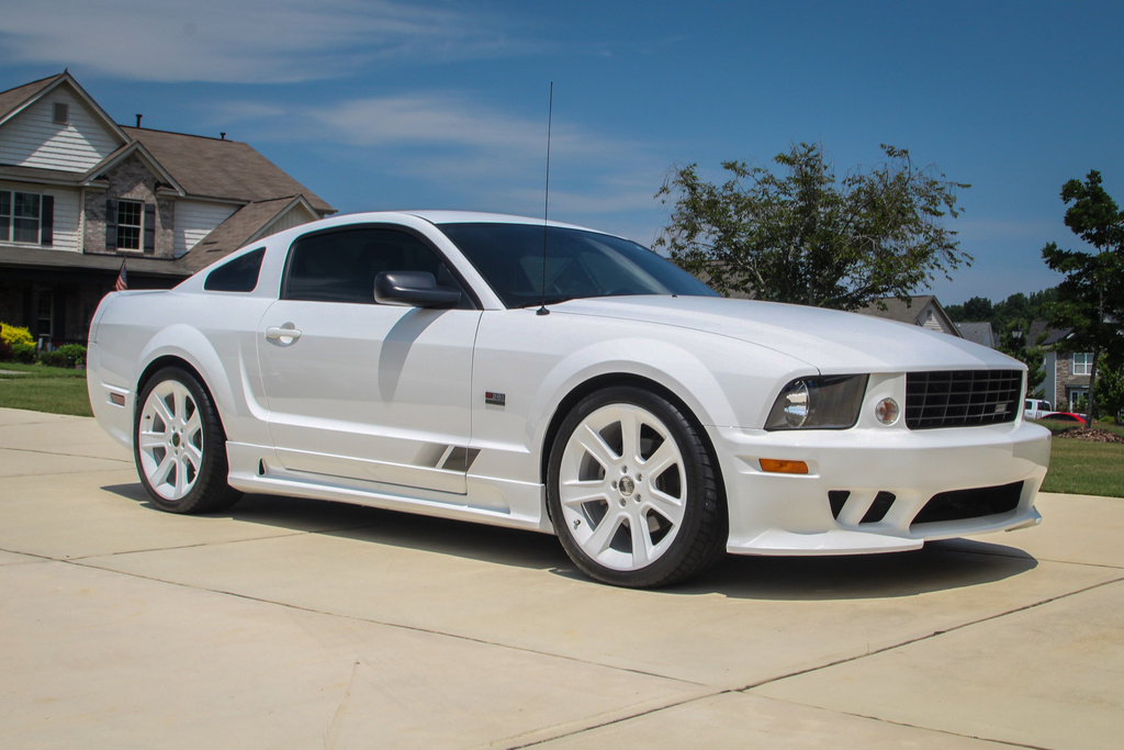 2005 Ford Mustang - Overview Photo