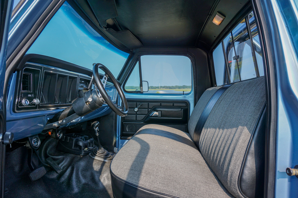 1974 Ford F100 - Interior Photo