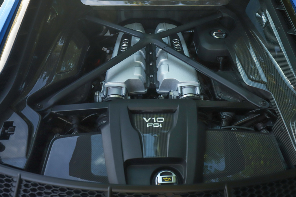 2022 Audi R8  - Engine Photo