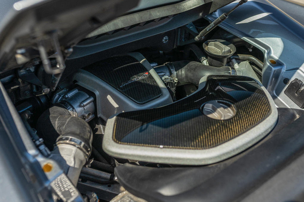 2015 McLaren 650S - Engine Photo