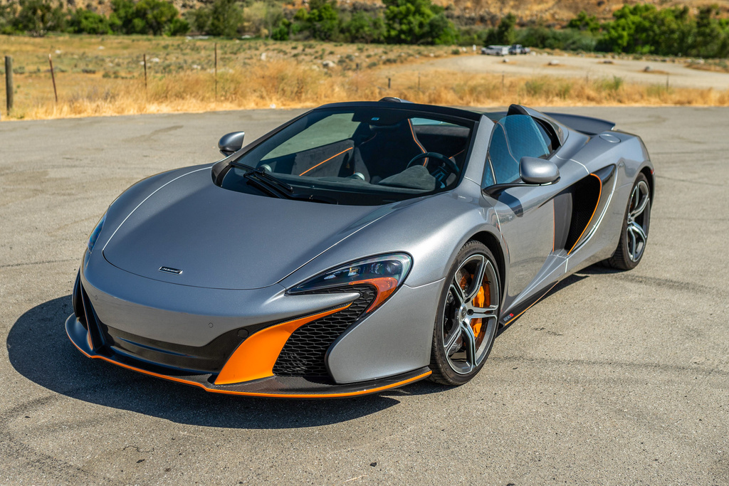 2015 McLaren 650S - Overview Photo