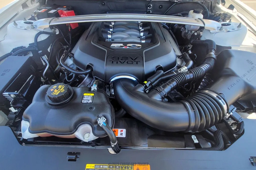 2011 Ford Mustang - Engine Photo