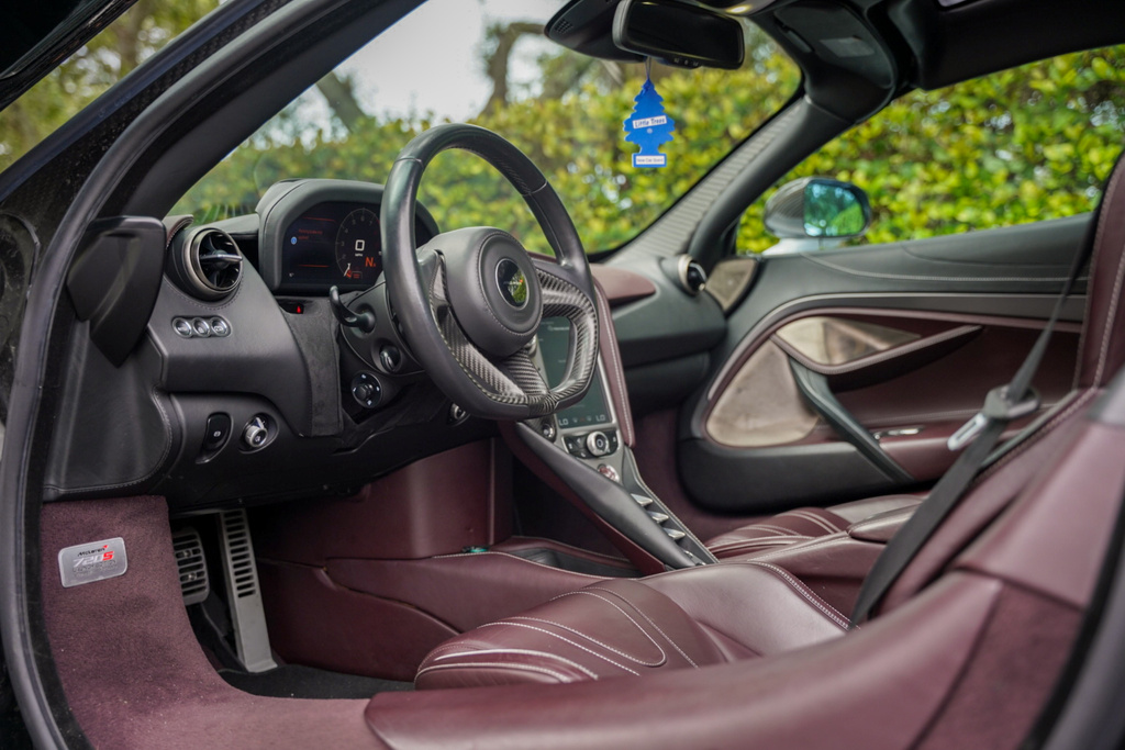 2018 McLaren 720S - Interior Photo