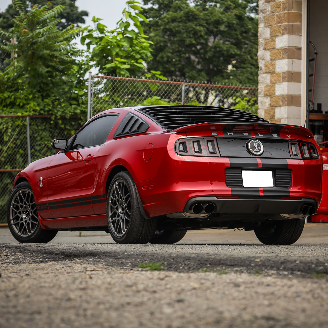 2013 Ford Mustang - Interior Photo