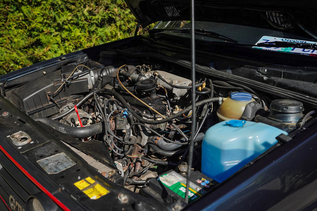 1989 Volkswagen GTI - Engine Photo