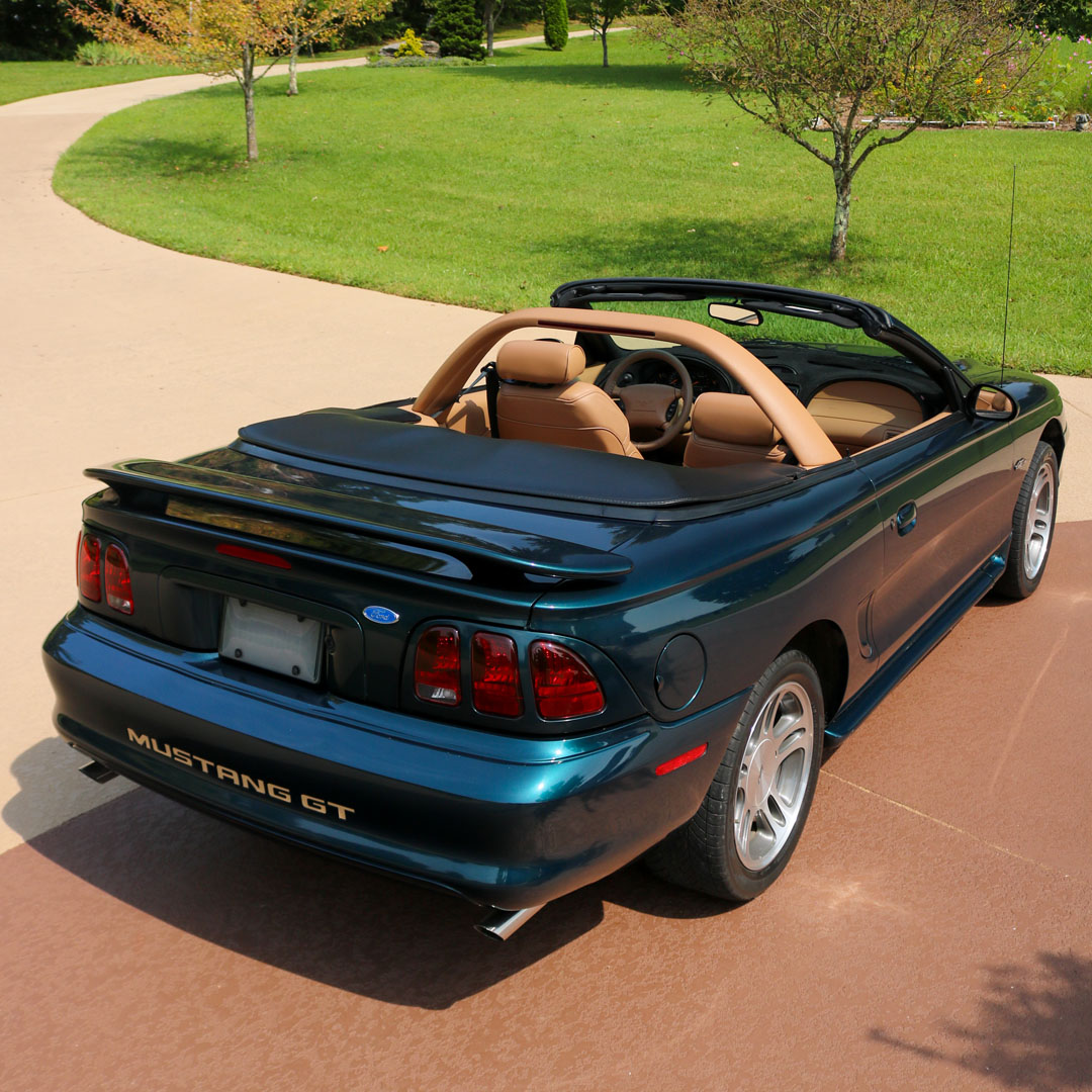 1997 Ford Mustang - Interior Photo