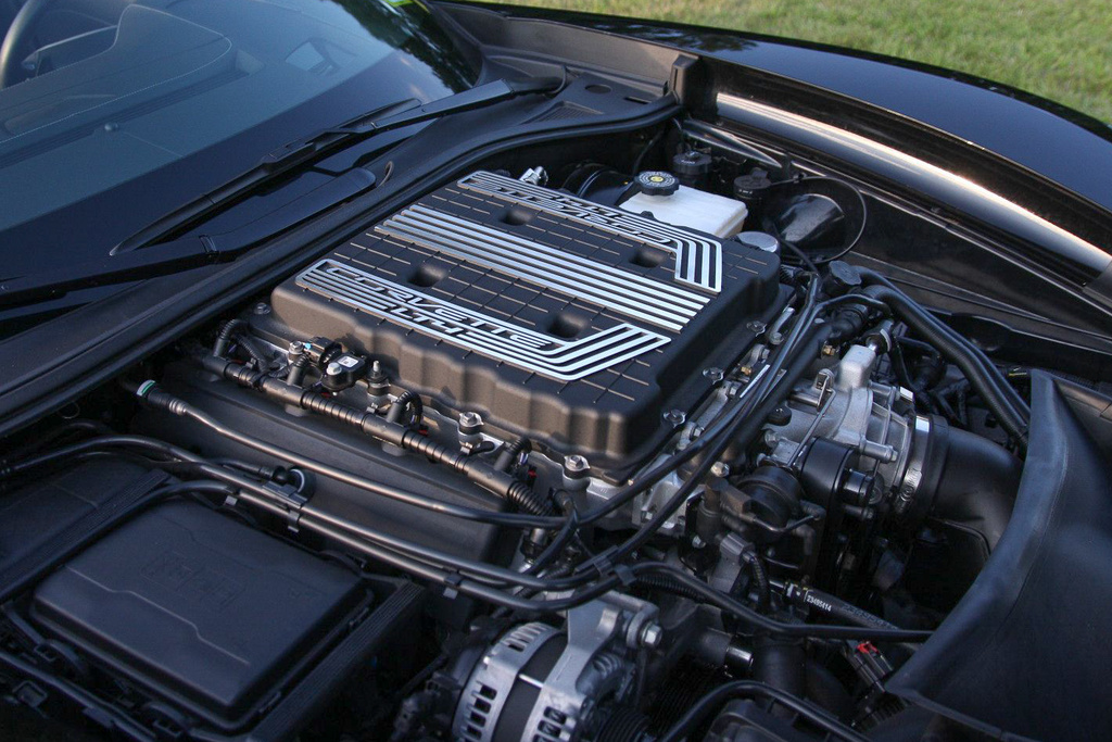 2019 Chevrolet Corvette  - Engine Photo