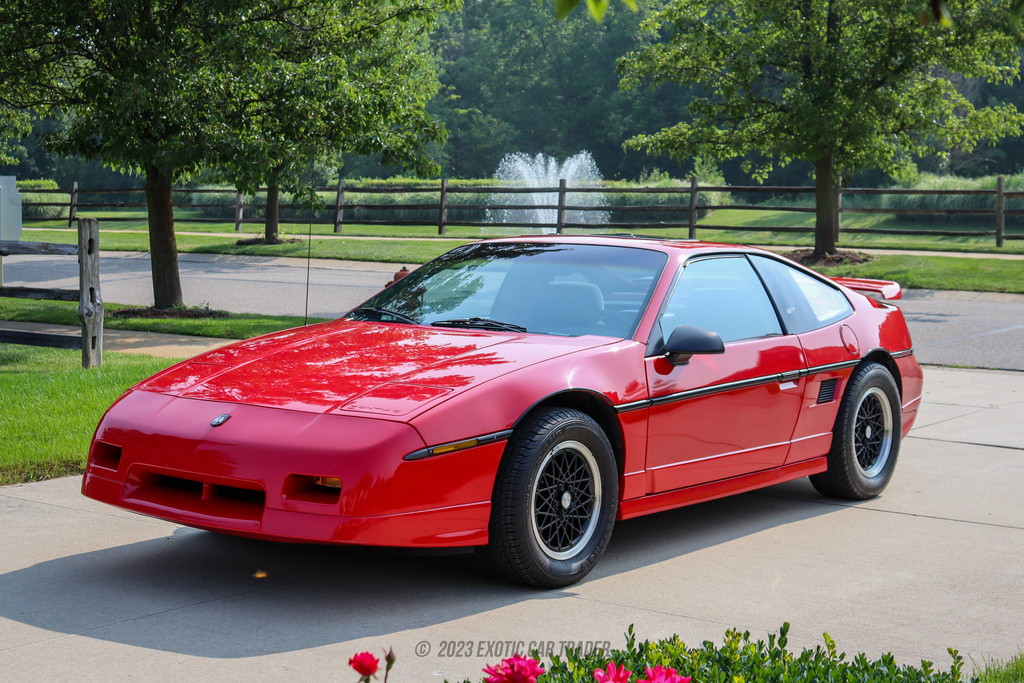 1988 Pontiac Fiero - Overview Photo