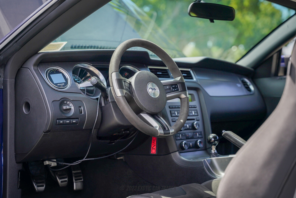 2012 Ford Mustang - Interior Photo