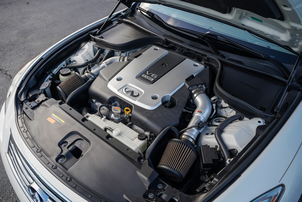 2009 Infiniti G37 - Engine Photo