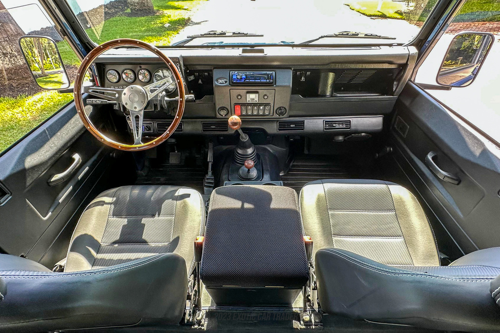 1996 Land Rover Defender - Interior Photo