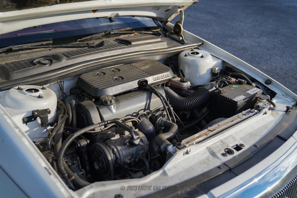 1989 Chrysler LeBaron - Engine Photo