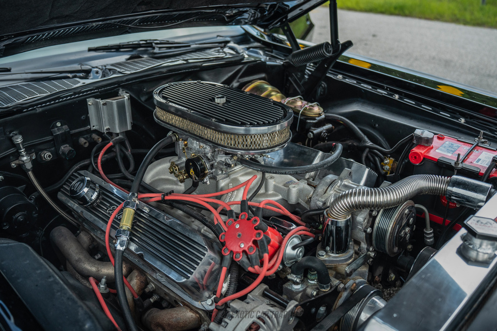 1973 Dodge Challenger  - Engine Photo