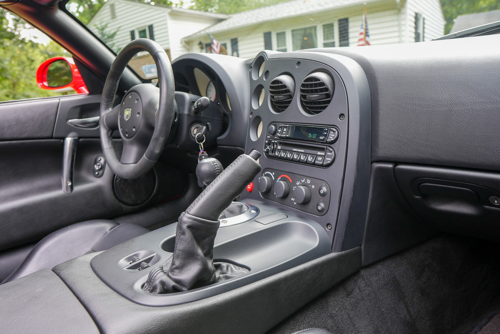 2003 Dodge Viper SRT-10 - Interior Photo