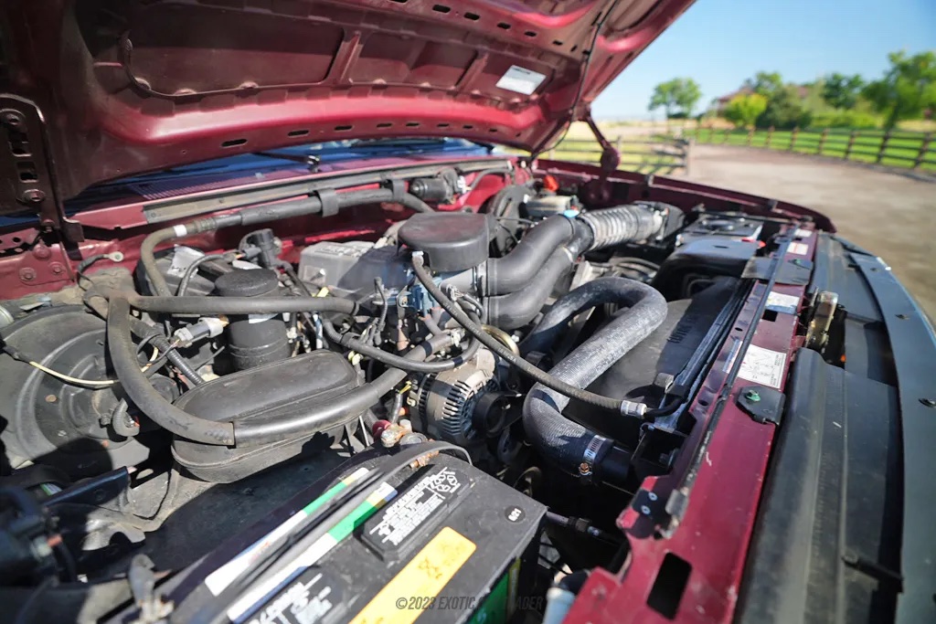 1996 Ford Bronco - Engine Photo