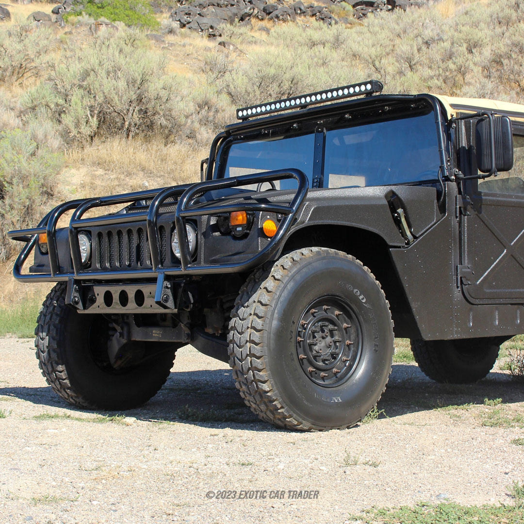 1993 AM General Humvee M998 - Engine Photo
