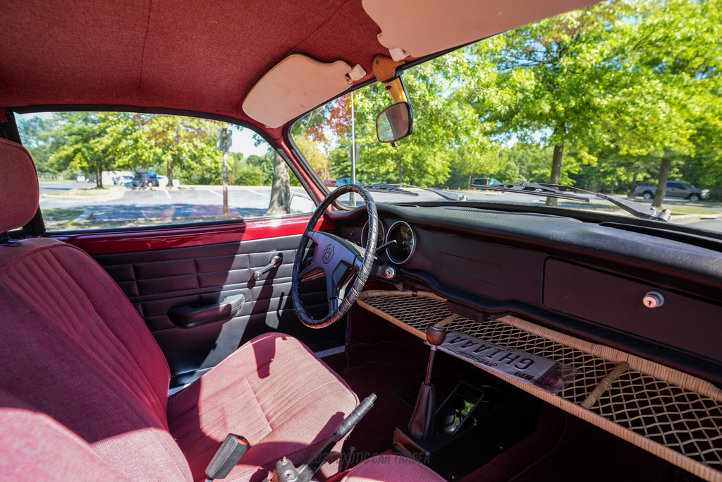 1972 Volkswagen Karmann Ghia - Interior Photo