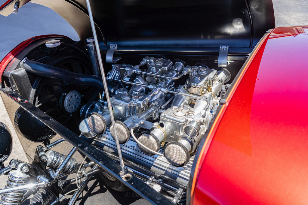 1932 Ford 3-Window - Engine Photo