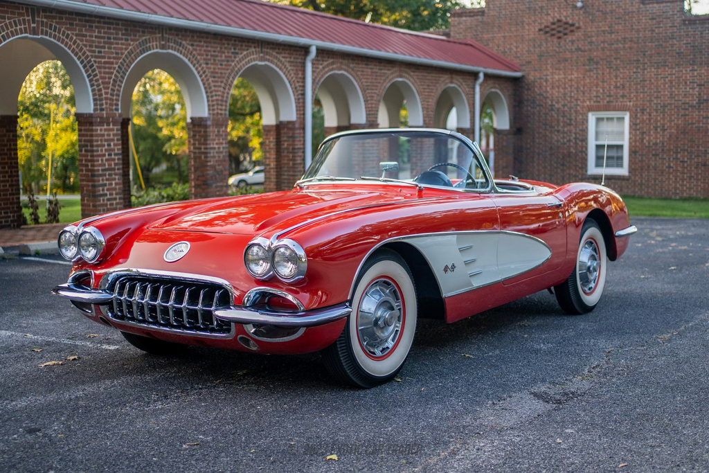 1960 Chevrolet Corvette - Overview Photo