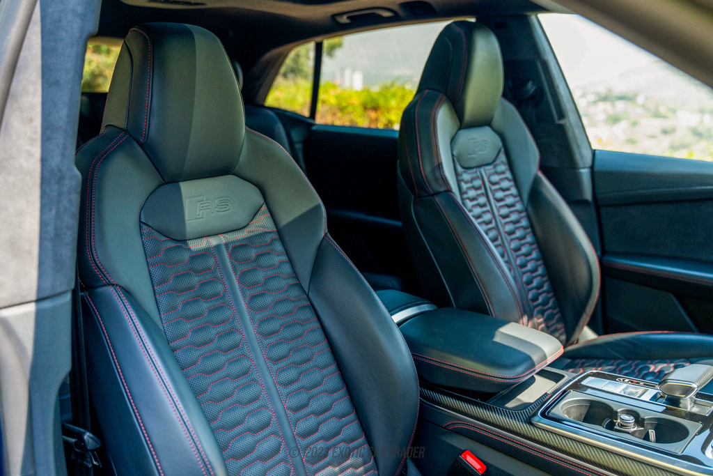 2020 Audi RS Q8 - Interior Photo