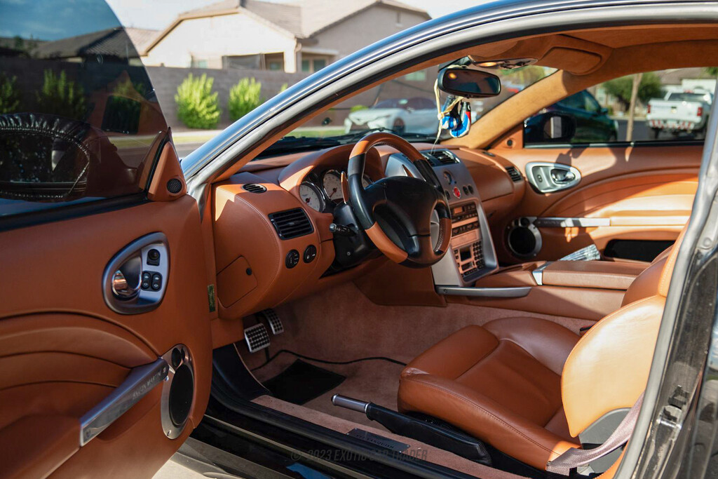 2003 Aston Martin Vanquish - Interior Photo