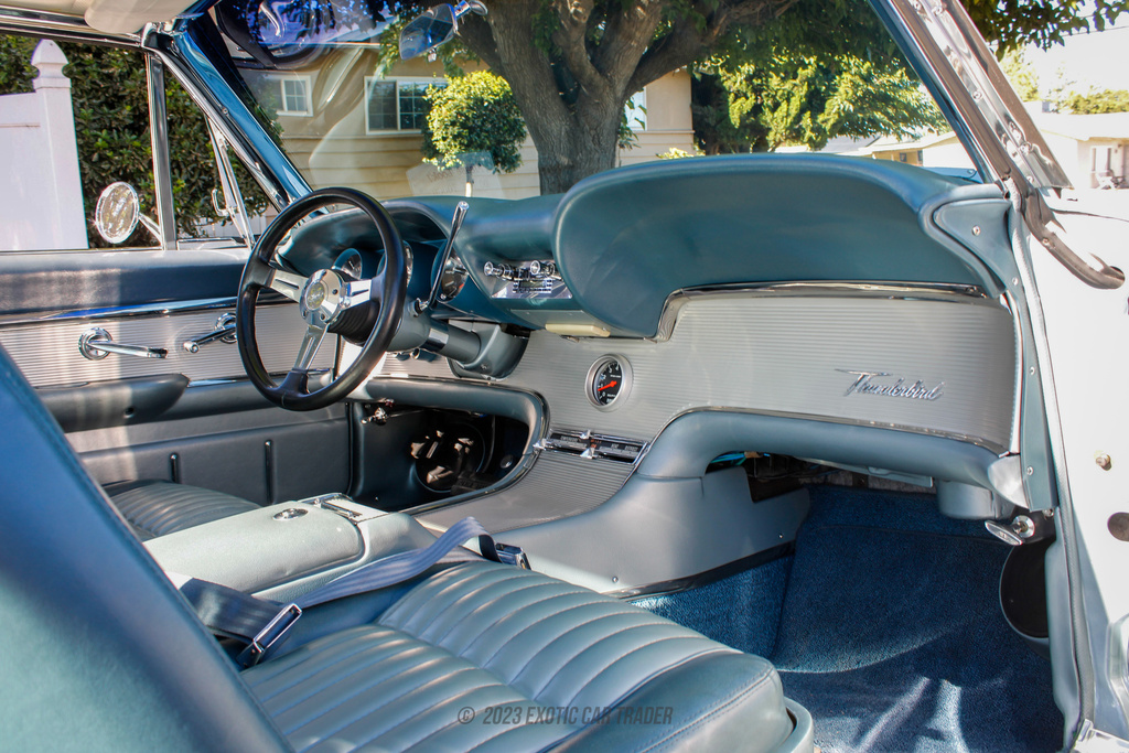 1962 Ford Thunderbird - Interior Photo