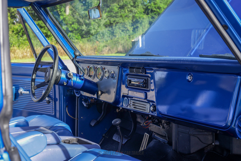1971 Chevrolet Blazer - Interior Photo