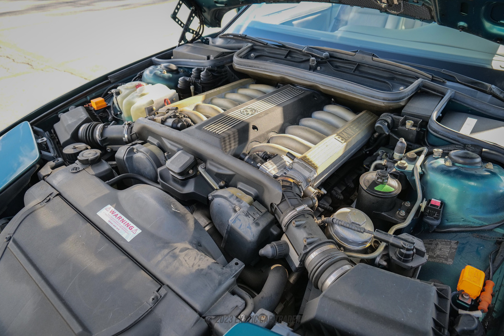1991 Bmw 850i - Engine Photo
