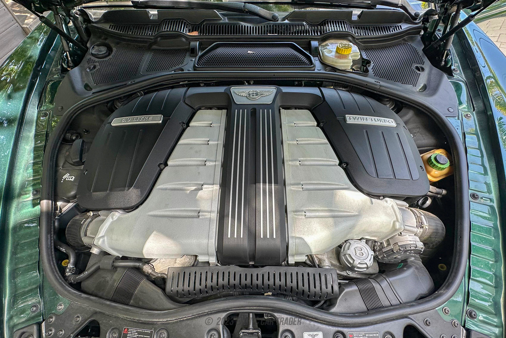 2017 Bentley Continental - Engine Photo