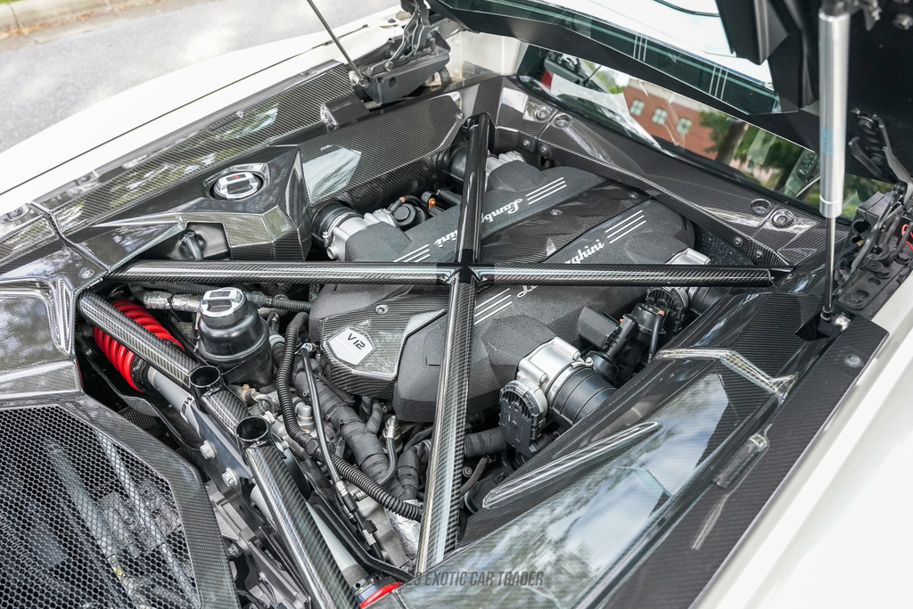 2017 Lamborghini Aventador - Engine Photo