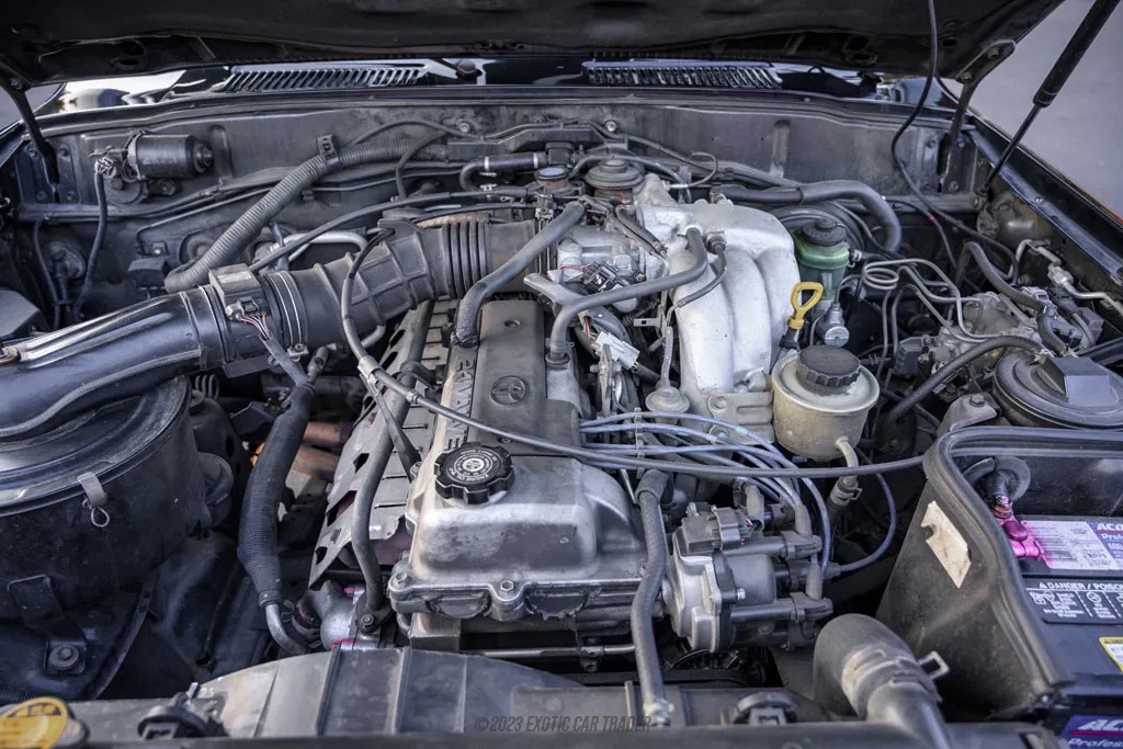 1997 Toyota Land Cruiser - Engine Photo