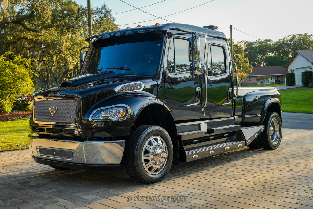 2008 Freightliner Sport Chassis  - Overview Photo