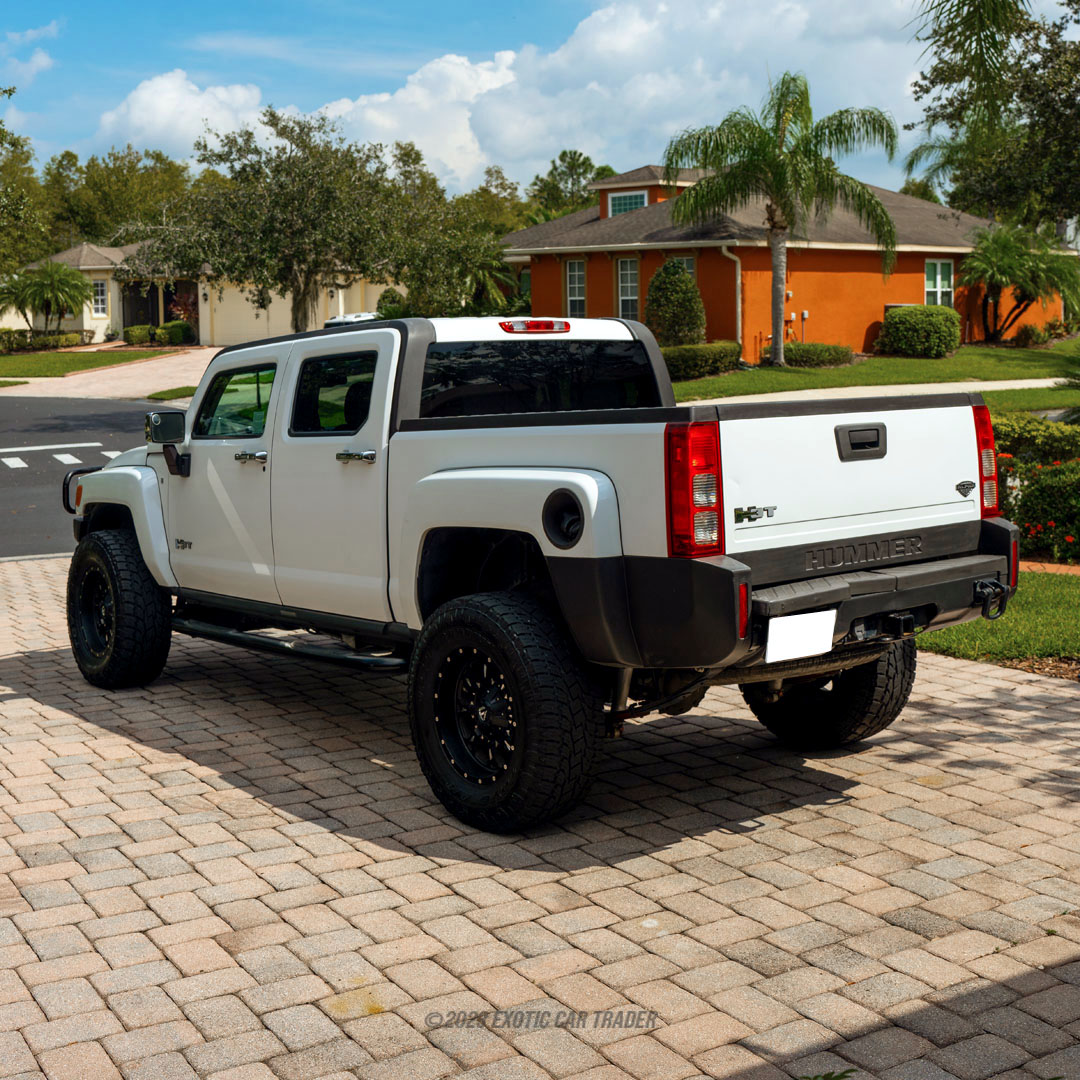 2009 Hummer H3T - Interior Photo