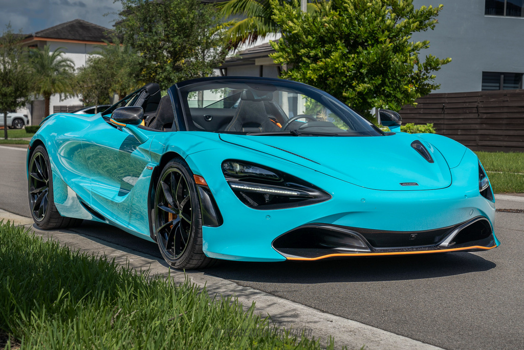 2022 Mclaren 720S - Overview Photo