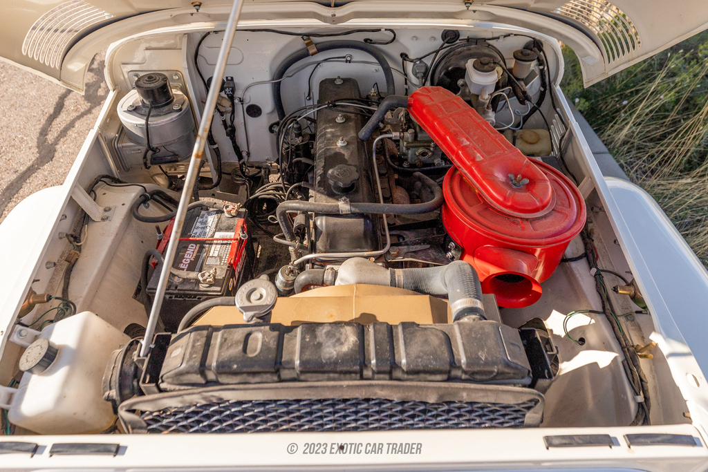 1972 Toyota Landcruiser - Engine Photo
