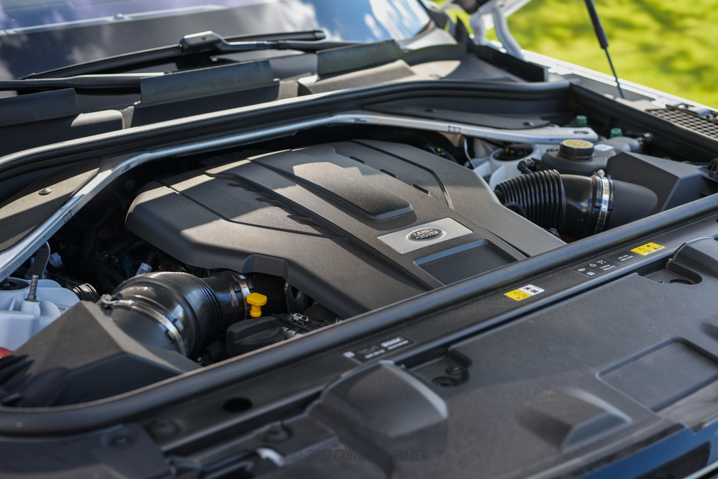 2023 Land Rover Range Rover - Engine Photo