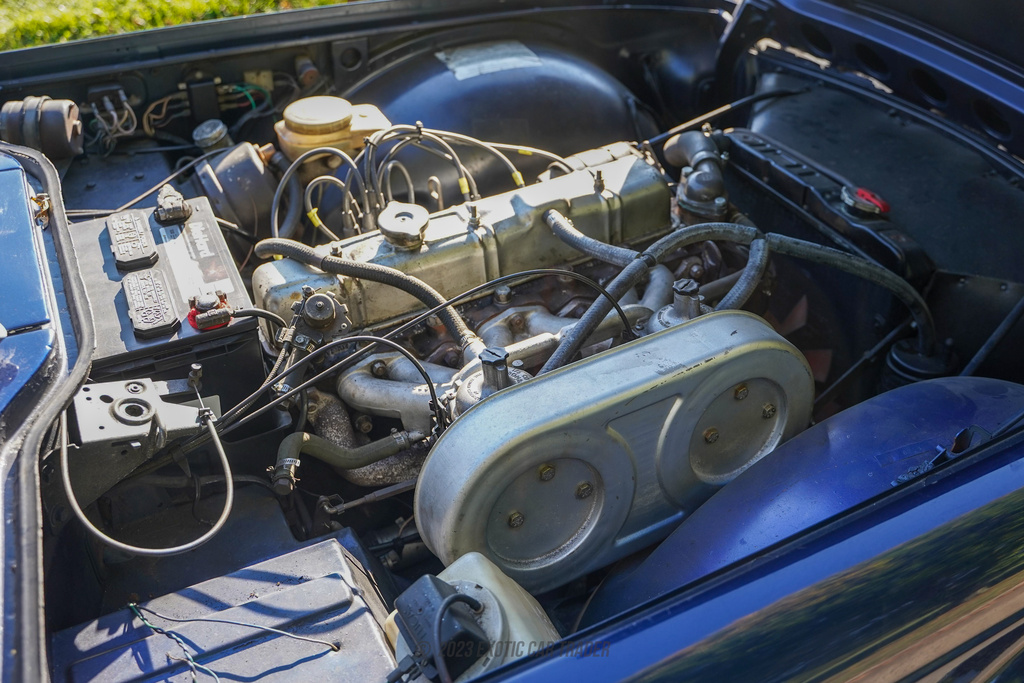 1972 Triumph TR6 - Engine Photo