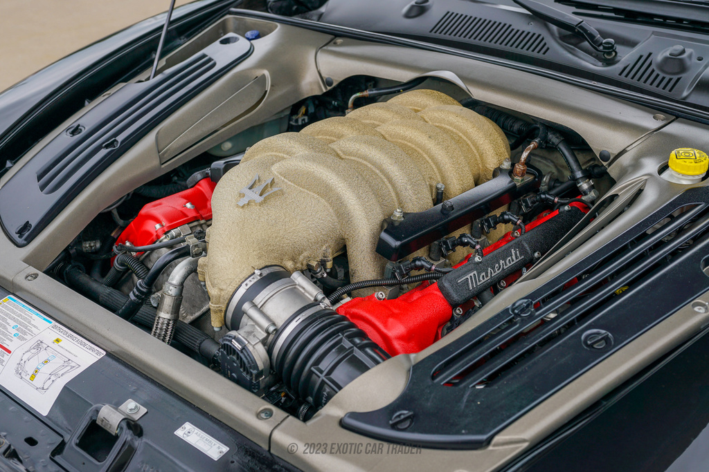 2005 Maserati Coupe  - Engine Photo