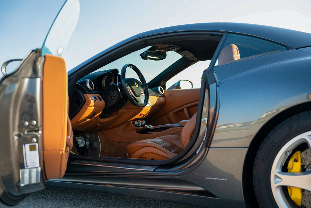2010 Ferrari California - Interior Photo