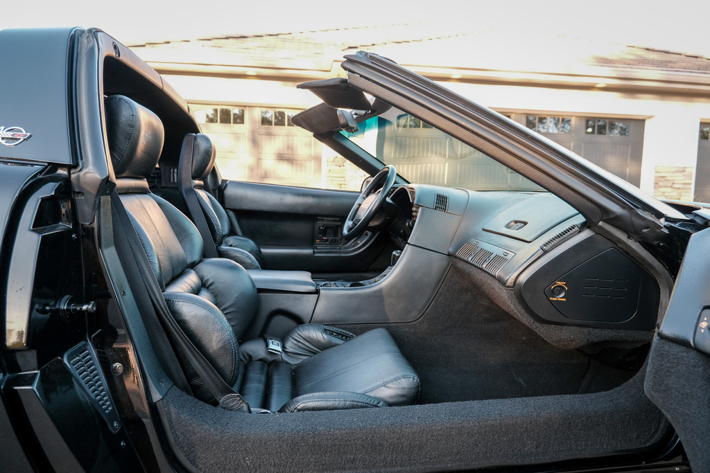 1993 Chevrolet Corvette - Interior Photo