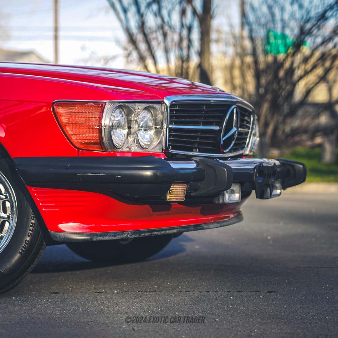 1987 Mercedes-benz SL560 - Engine Photo