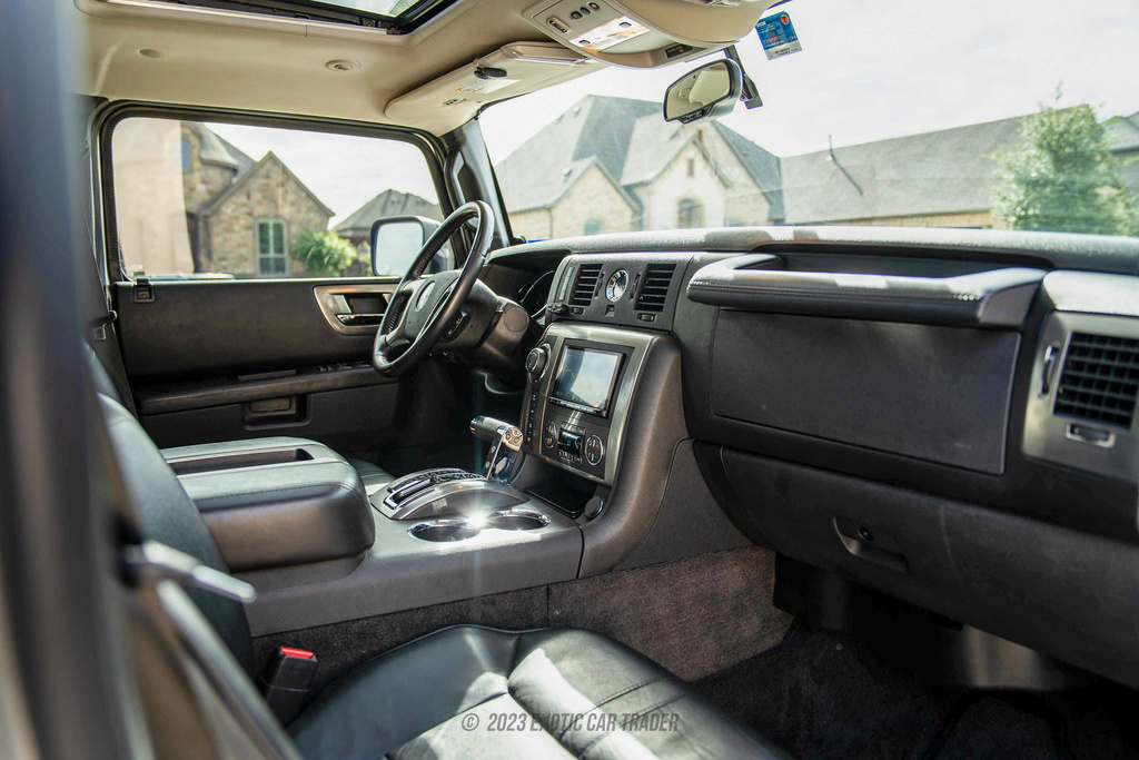 2009 Hummer H2 - Interior Photo