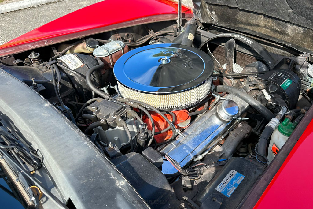 1976 Chevrolet Corvette  - Engine Photo