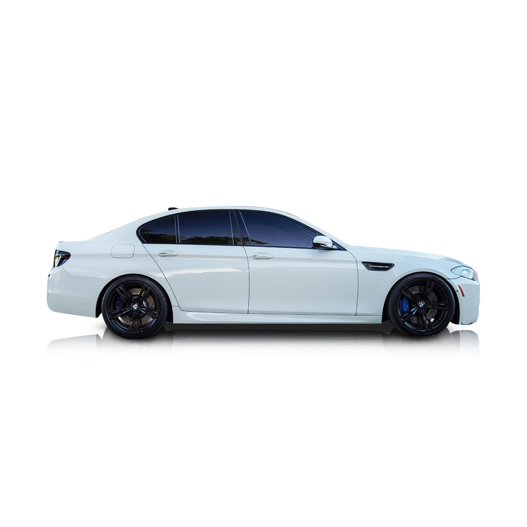 2013 BMW M5 - Passenger side