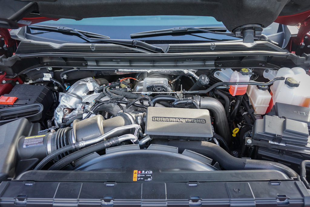 2024 Gmc Sierra HD - Engine Photo