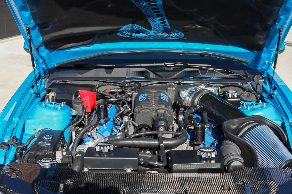2013 Ford Mustang - Engine Photo