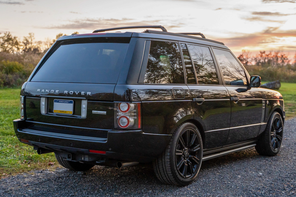 2010 Land Rover Range Rover - Interior Photo