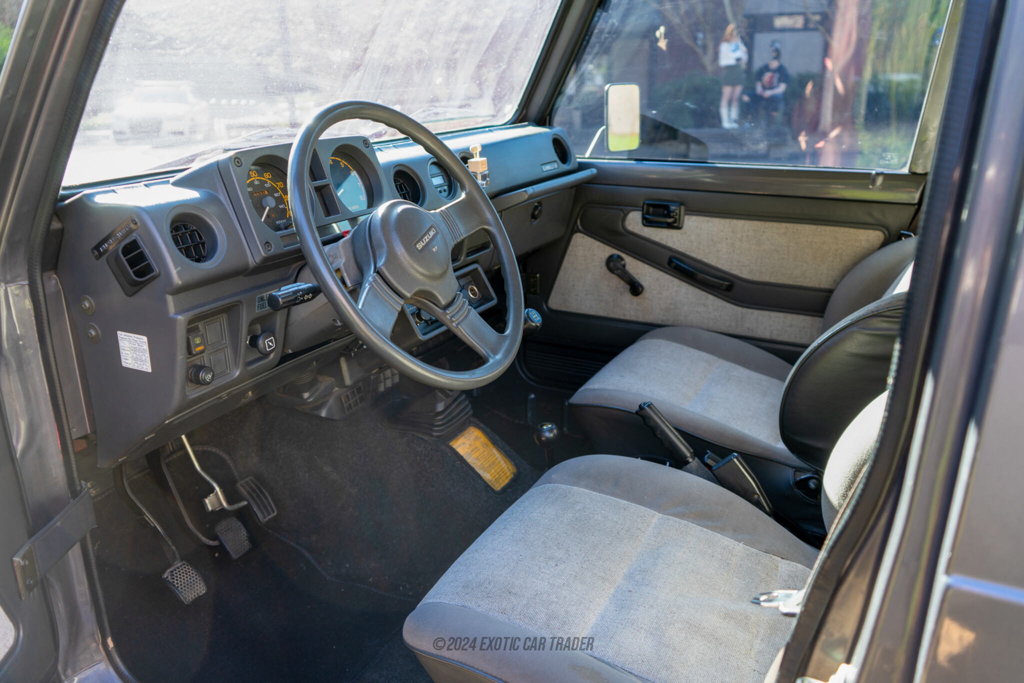 1986 Suzuki Samurai - Interior Photo