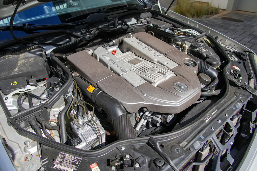 2003 Mercedes-Benz E-Class - Engine Photo