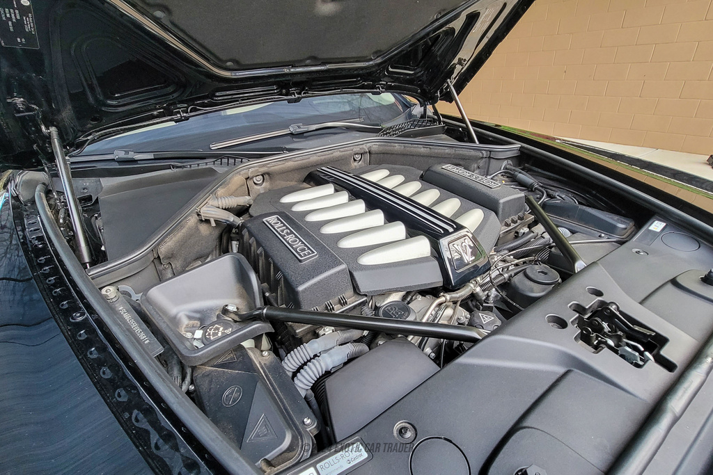 2014 Rolls Royce Ghost - Engine Photo
